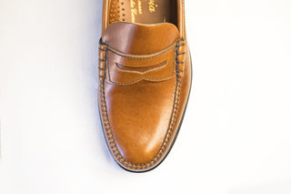 MOCASIN CLASICO DE PIEL CUERO