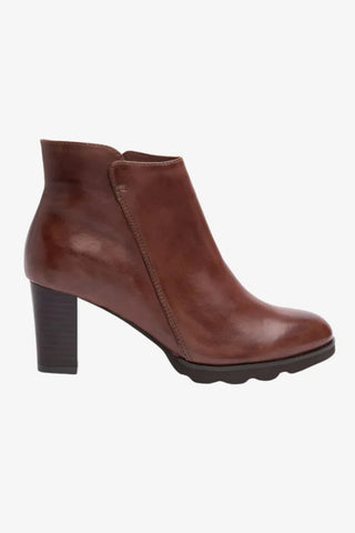 BOTIN PATRICIA 01 COÑAC